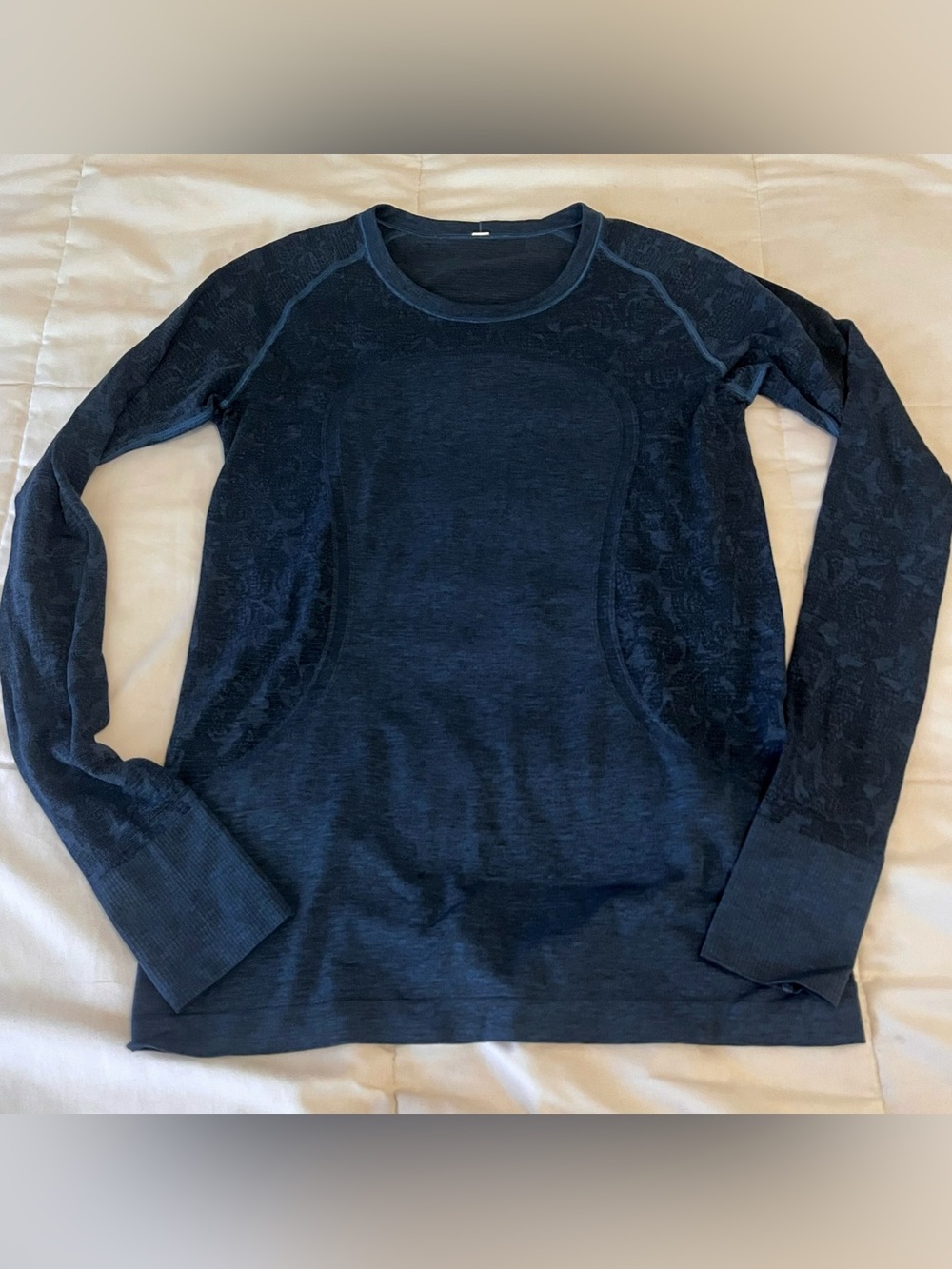 Lululemon Swiftly Tech Long Sleeve Crew Shirt blue paisley floral size 12